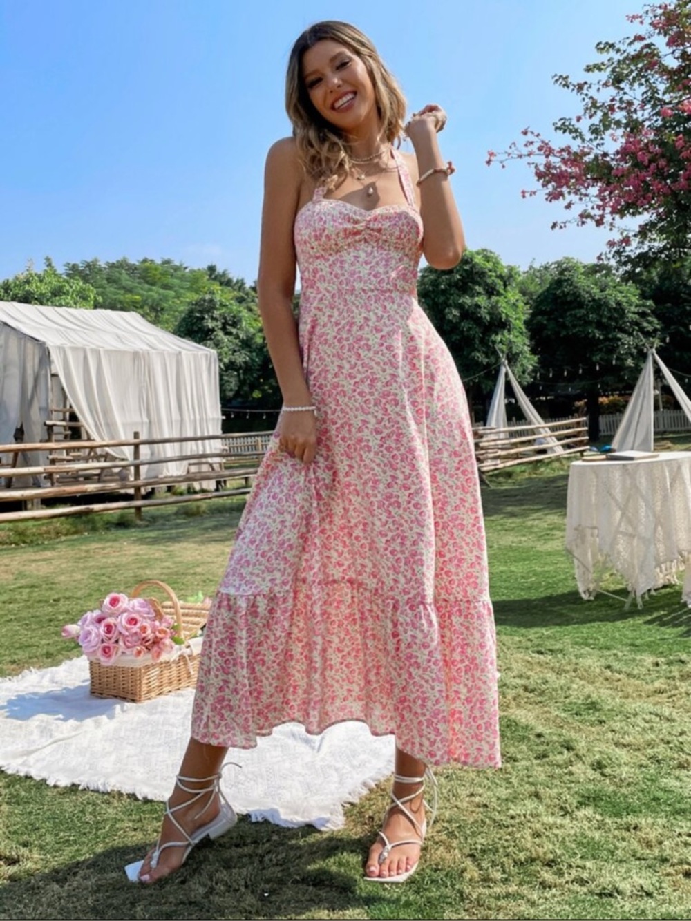 Floral Print Midi Sundress with Sweetheart Neckline - Large